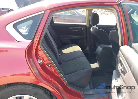 2013 Nissan Altima 2.5 S z USA, uszkodzony, nr VIN 1N4AL3AP1DC246767